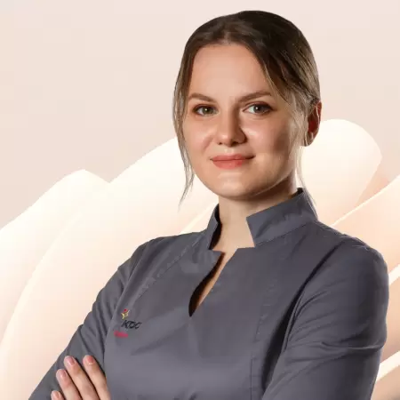 Ушакова Елена Олеговна
